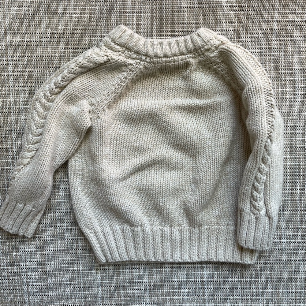 SOLD ~ Old Navy Cream Cable Knit Crew Neck Sweater - Picture 2 of 2